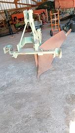 Aratro monovomero sx