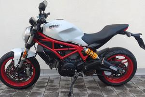 Ducati Monster 797 - 2017