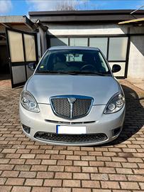 Lancia Ypsilon 1.2 versione Silver