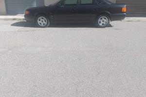 Audi 100