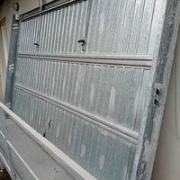 serranda basculante. 