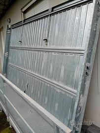 serranda basculante. 