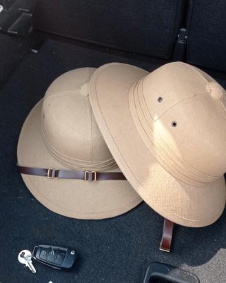 Cappelli in stile coloniale