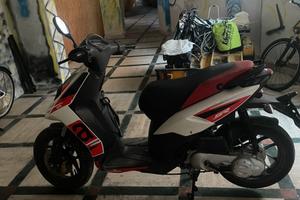Aprilia sr 50 motard 2019