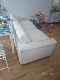 Divano letto 3 posti bianco con materasso 
