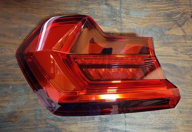 Fanale sinistro posteriore audi a1 2018-2023