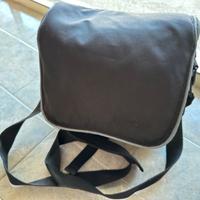 Borsa Nikon piccola con due scomparti