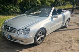 MERCEDES Classe CLK (C/A209) - 2002