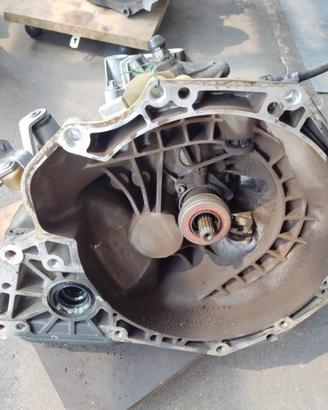 Cambio OPEL CORSA D 1229cc benzina del 2009