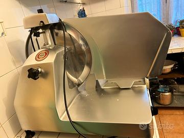 Affettatrice funzionante ABM MILANO