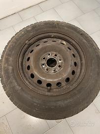 Cerchi in ferro R13 fiat panda con gomme termiche