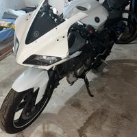 Pezzi yamaha r125