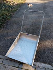 pala da neve a spinta