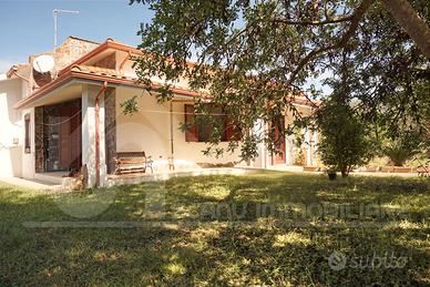 Villa in campagna a San Sperate