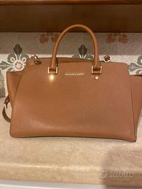 MICHAEL KORS grande