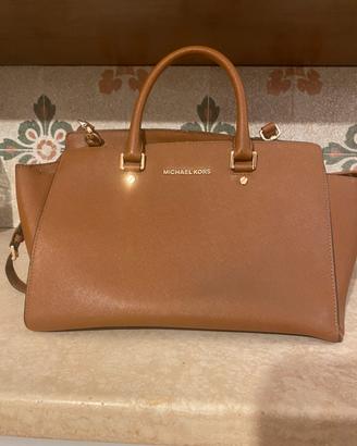 MICHAEL KORS grande