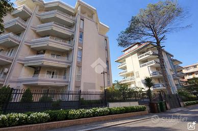 5 LOCALI A AVERSA