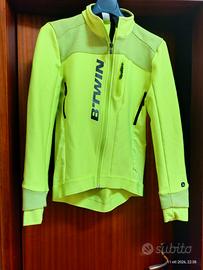 Giacca sportiva antivento 