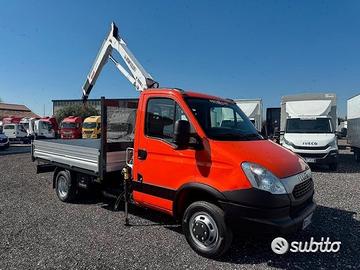 Iveco daily 35C14 gru e cassone fisso 2012 METANO