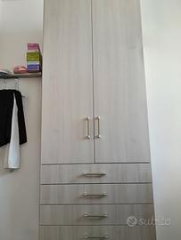 Armadio con letto 