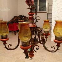 Lampadario in ferro battuto