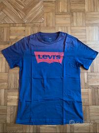 Levi’s T-shirt viola