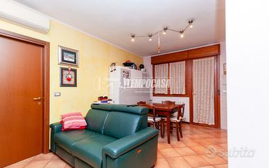 TRILOCALE PIANO TERRA CON GIARDINO