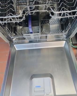 lavastoviglie da incasso beko 