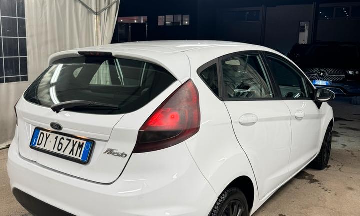 FORD FIESTA 2009 GPL TITANIUM