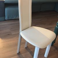 Sedie in cuoio bianche