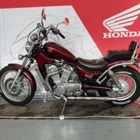 Suzuki Intruder C