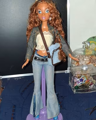Barbie MyScene Madison First Edition 2002 Completa