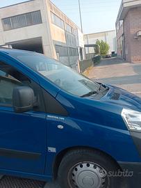 Furgone scudo