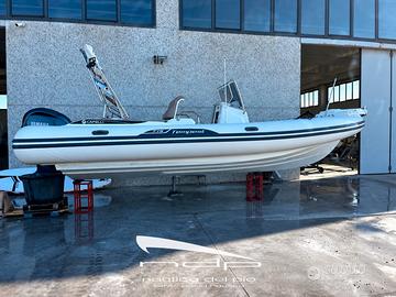 Capelli Tempest 775 2022 – Yamaha 250 CV – 26 ore