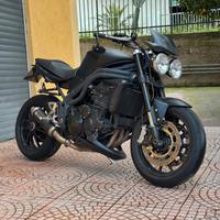 Triumph speed triple 1050