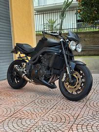 Triumph speed triple 1050