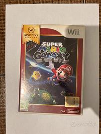 2 giochi wii, super mario galaxy e mario/sonic