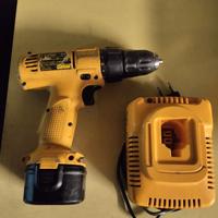 Trapano DeWalt.      DE9062