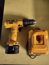 Trapano DeWalt.      DE9062