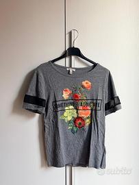 Zara Trafaluc T-shirt Grigia Floreale – Taglia S