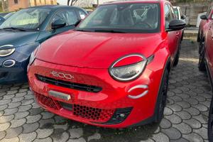 FIAT 600 Hybrid 110 CV DCT MHEV Serie Special...