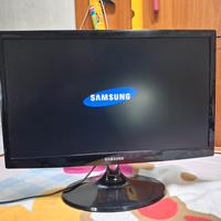 Samsung 22" pollici a led in full hd