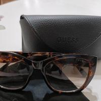 occhiali da sole Guess