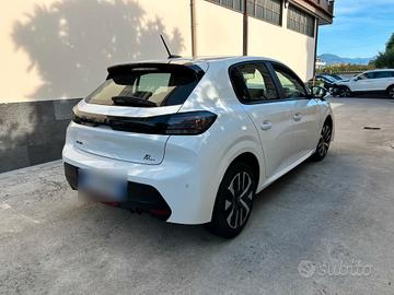 Peugeot 208 1.2 Benzina 75CV - 2024 Incidentata