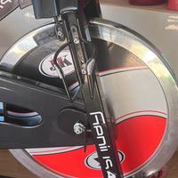 Speed bike Genius 4100 di JK Fitness