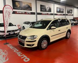 Volkswagen Touran 2.0 TDI DPF DSG Trendline