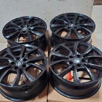  Nr4 Cerchi in lega neri lucidi 17 pollici 5x110 
