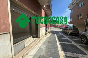 NEGOZIO A MERCOGLIANO