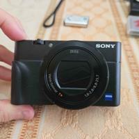 Fotocamera Sony RX100 V + Accessori