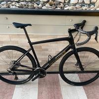 SPECIALIZED DIVERGE COMP CARBON